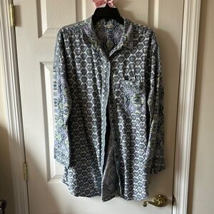 Free people Women’s sleep shirt Patterned long sleeve size medium